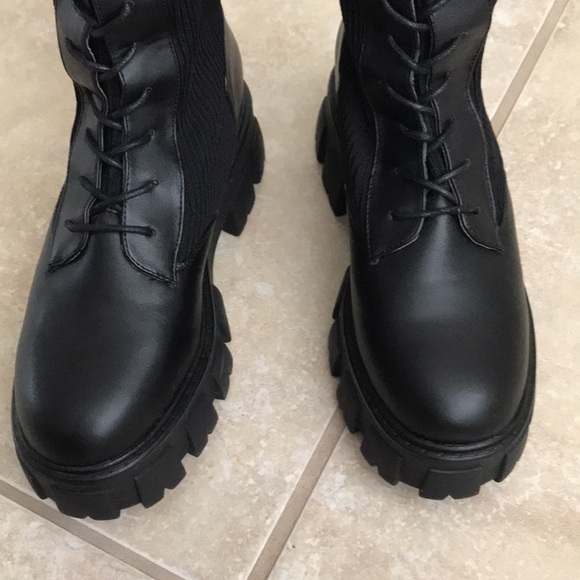 Boots - Picture 7 of 8